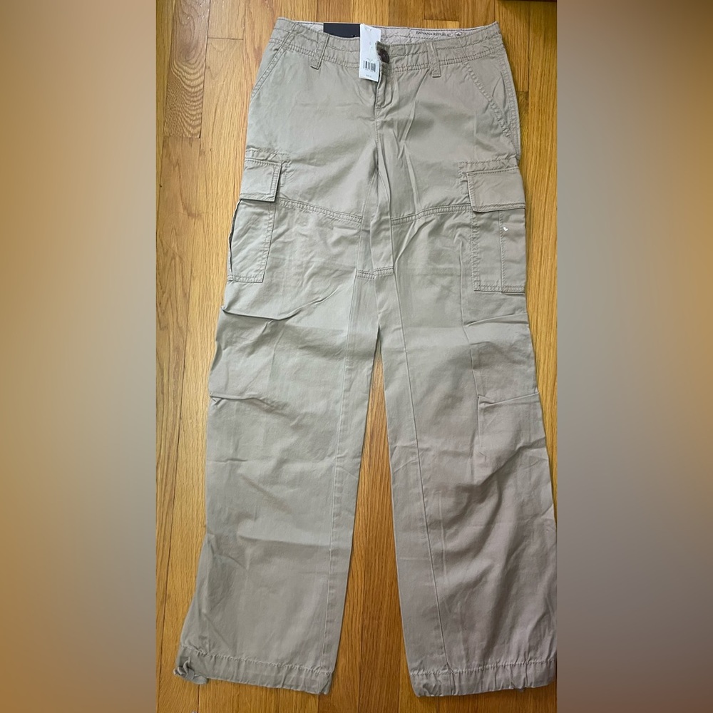 Banana Republic
Ryan Fit Cargo Pants